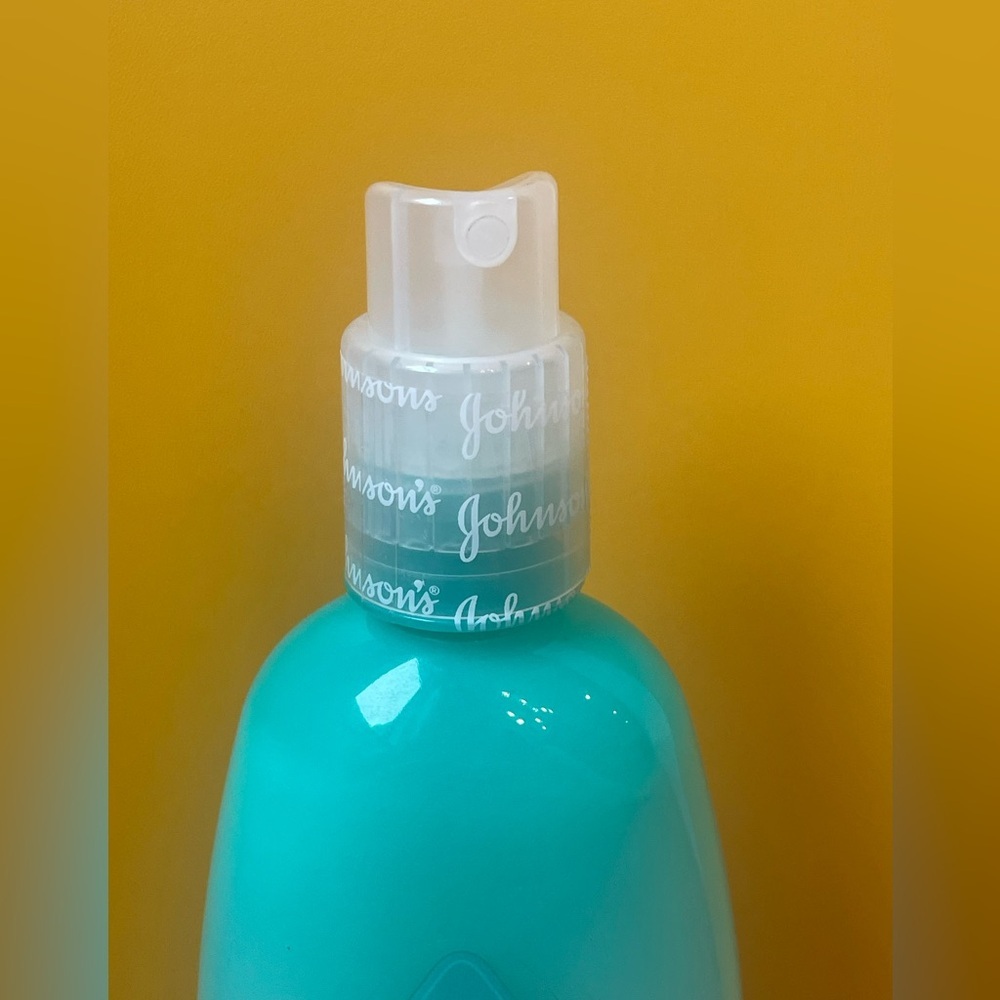 Johnson’s No More Tangles Kids detangling spray - Picture 7 of 7